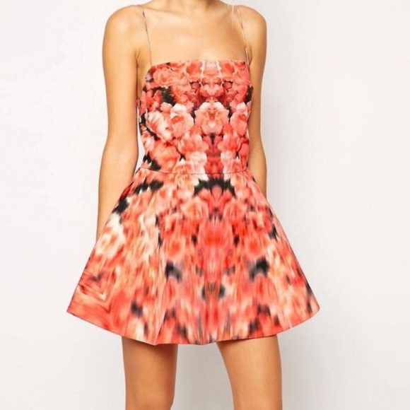 Finders Keepers floral Minidress - Picture 9 of 10